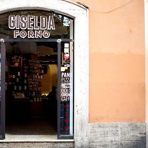 Trastevere House B&B
